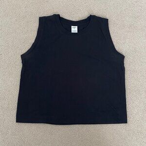 Black Sleeveless Crewneck Top Basic Minimalist Tank